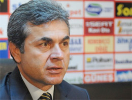 Fenerbahçe'de Kocaman imza